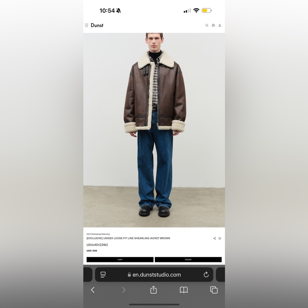 DUNST - [EXCLUSIVE] UNISEX LOOSE FIT LINE SHEARLING JACKET Size L